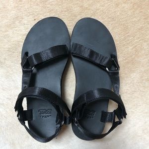 Platform Tevas